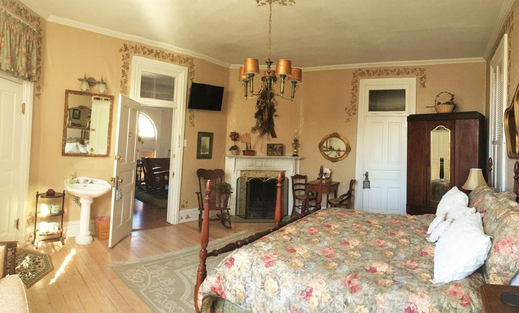 Historic Ellerbeck Mansion Bed & Breakfast Salt Lake City Room photo